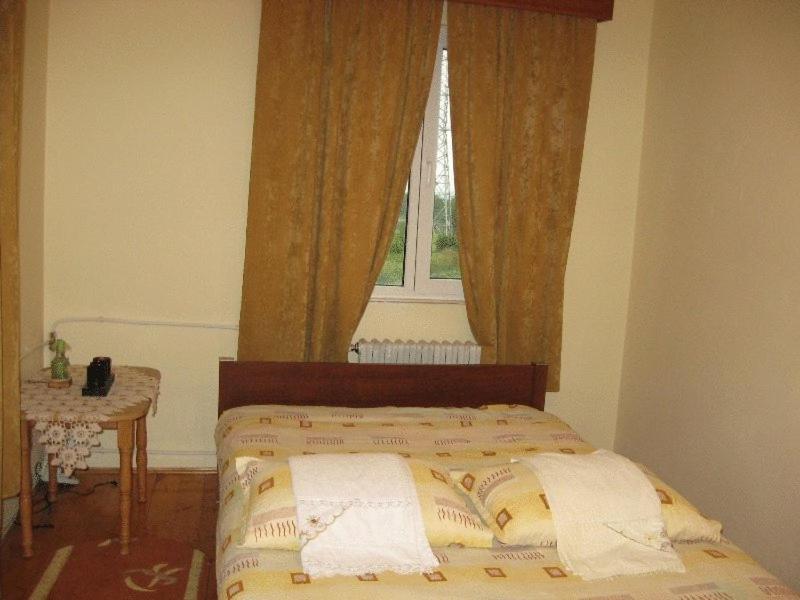 Lary Hostel Sučava Exteriér fotografie